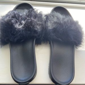 Black fuzzy UGGS
